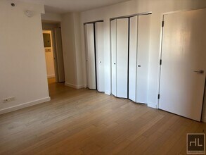Building Photo - East 39th Street