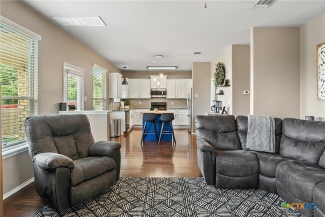 Building Photo - 5221 Cicero Dr