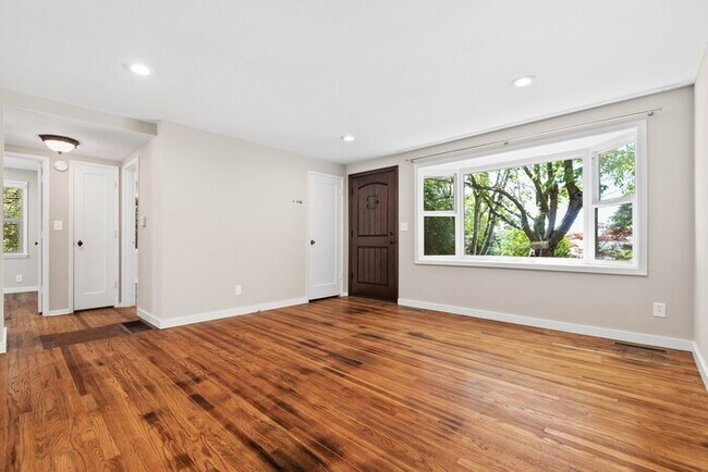 Foto del edificio - 3504 SW 107th St