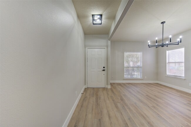 Building Photo - 6323 Richland Hills Dr