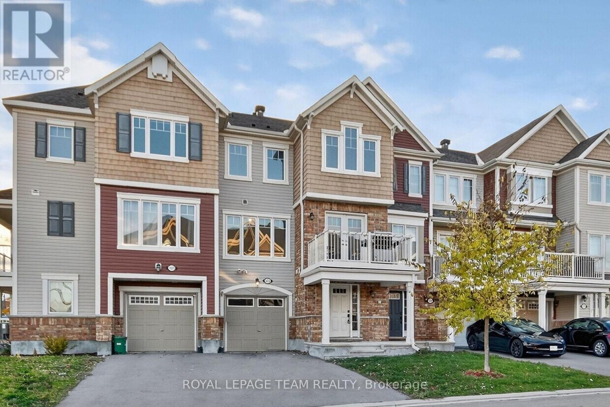 Photo principale - 303 Pumpkinseed Cres