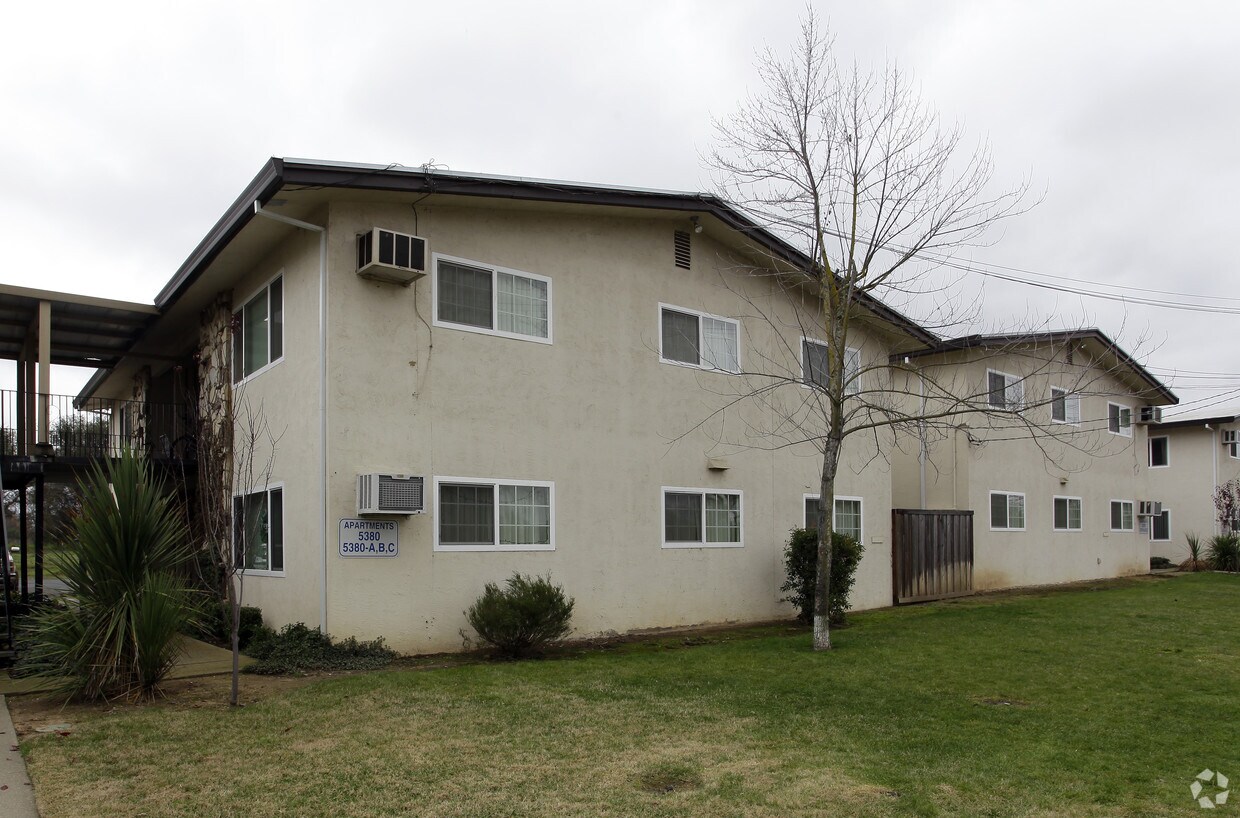 Sierra Meadows Apartments Loomis, CA