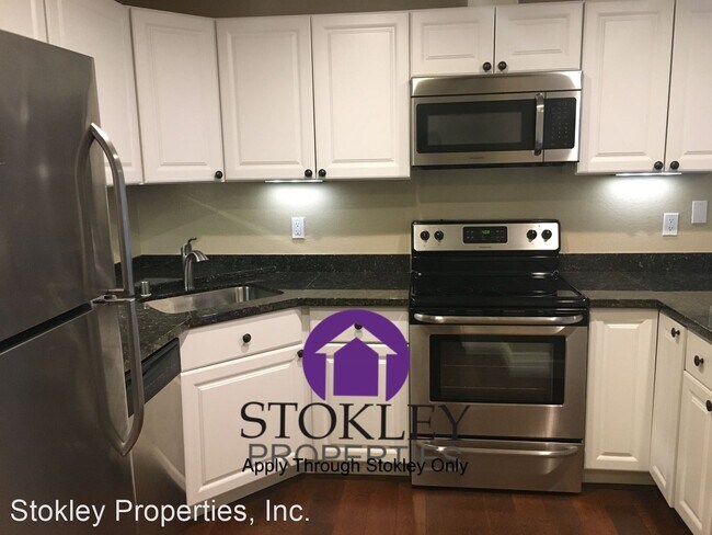 Foto del edificio - 5055 Valley Crest Dr