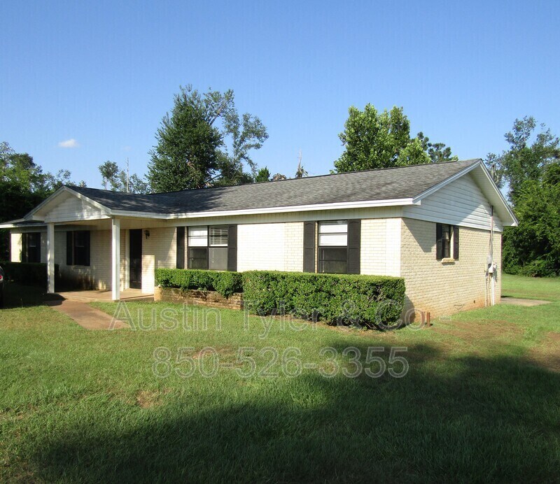 3218 FL71, Marianna, FL 32446 House Rental in Marianna, FL