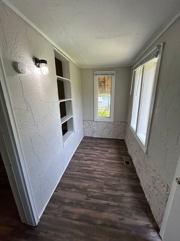 Building Photo - 1302 Frisco St