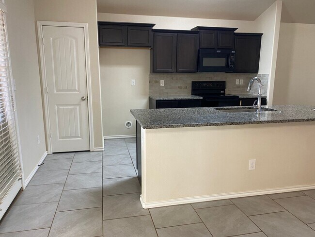 Foto del edificio - Beautiful Brick Home in the Cooper District!  3/2/2 Available 01/01/2026