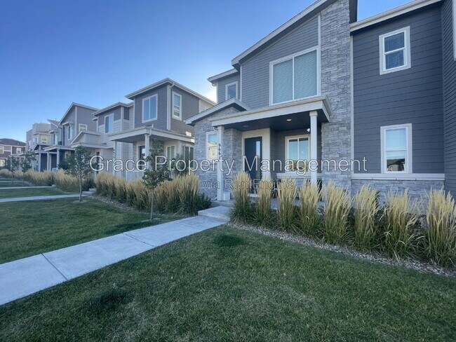 Building Photo - 9661 Truckee St