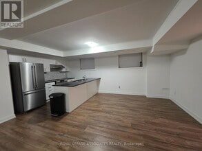 Building Photo - 400-400 Finch Ave