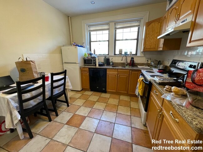 Foto del edificio - 48 Babcock St