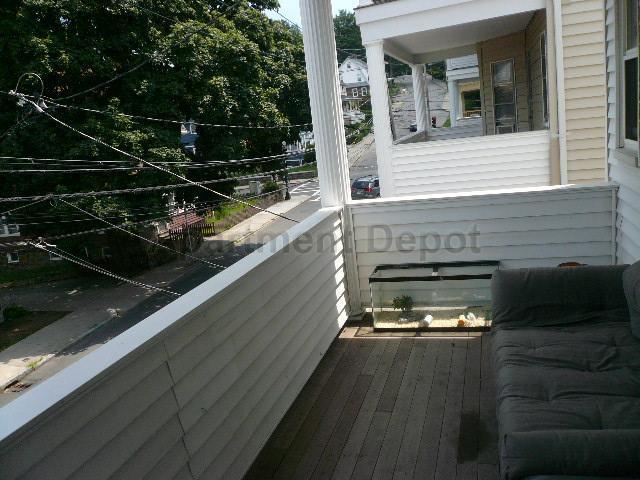 Primary Photo - 292 Summit Ave