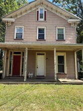 Building Photo - 1236 N Lincoln Ave