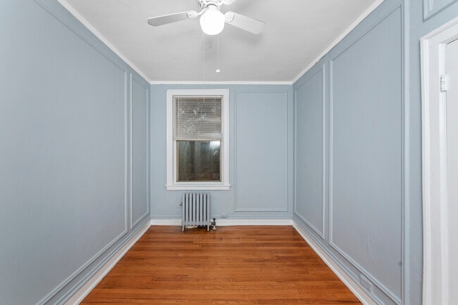 Building Photo - 1361 W Estes Ave