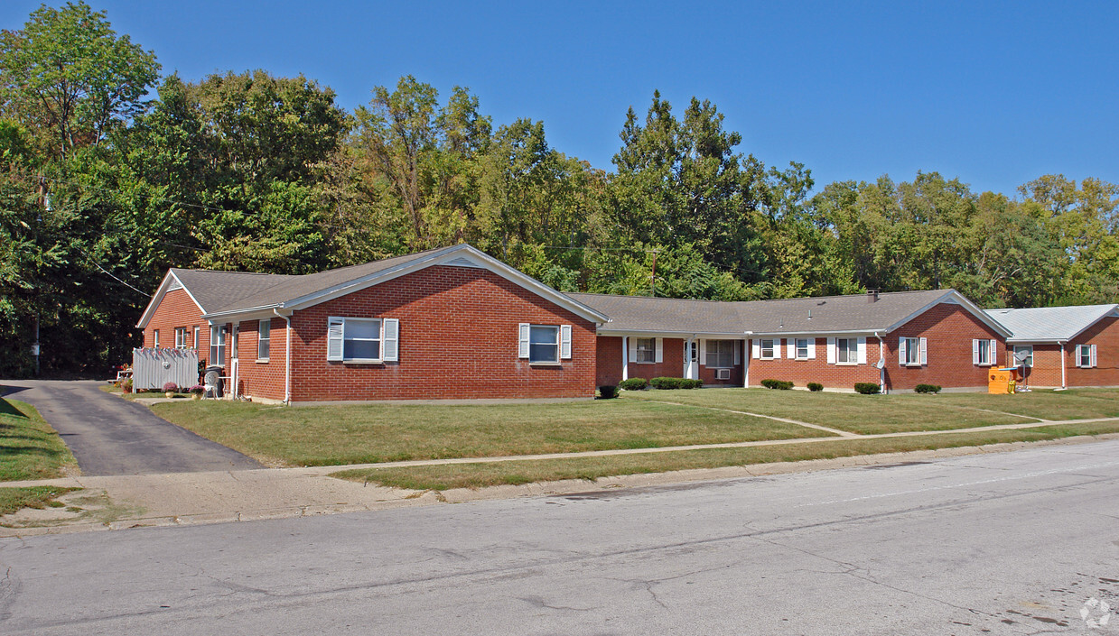 Primary Photo - 1135 Bishop Dr