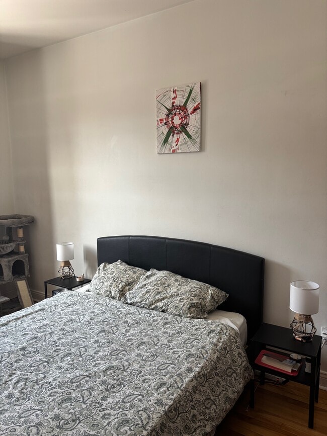 Building Photo - 3953 Rue De Bullion