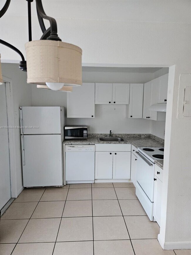 Foto del edificio - 4807 NW 9th Dr