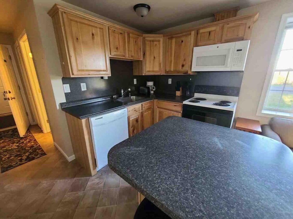 Primary Photo - Country Aire Lane Apartment Homes