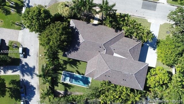 Foto principal - 4715 Bay Point Rd