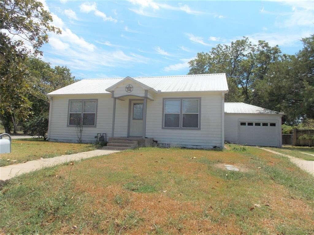 Foto principal - 206 E South St