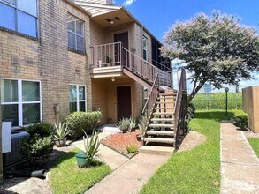 Building Photo - 10555 Turtlewood Ct