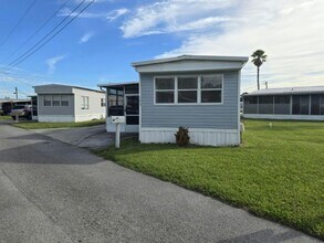 Building Photo - 2850 New Tampa Hwy