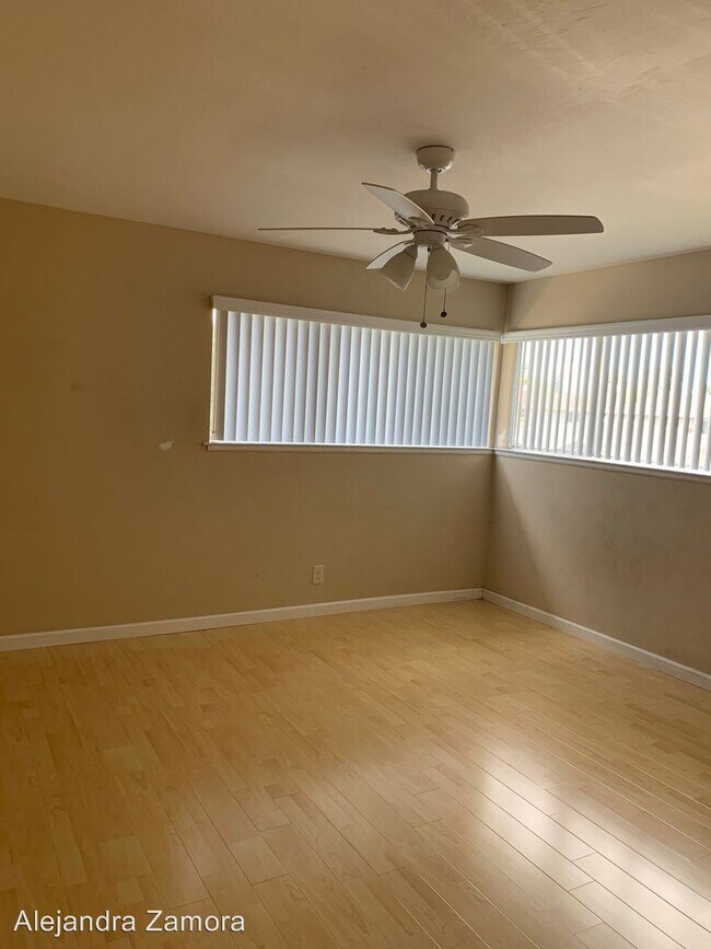 Foto del edificio - 642 Kirkland Dr