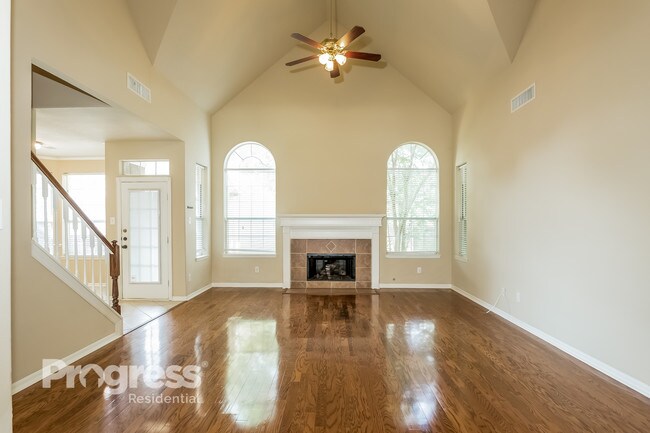 Building Photo - 3931 Echo Mountain Dr