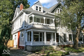Building Photo - 614 E 15th St