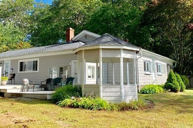 Foto del edificio - 19 Elderberry Dr