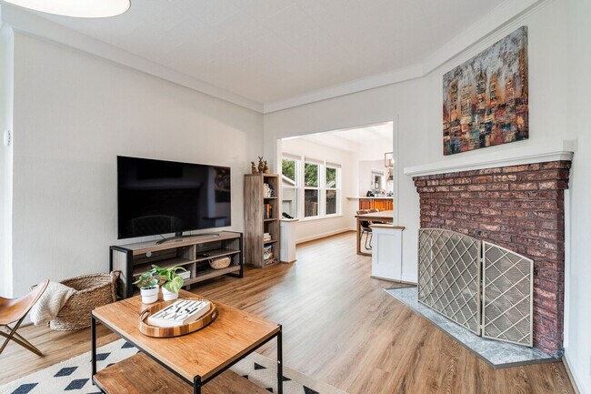 Foto del edificio - 715 W Wheeler St