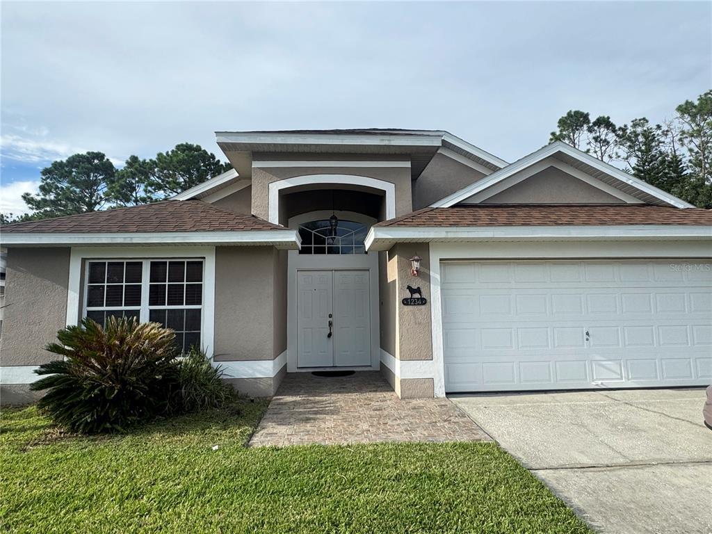 Foto principal - 1234 Long Pine St