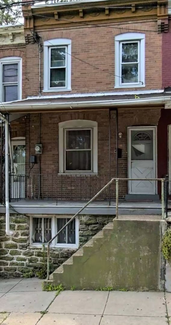 Building Photo - Germantown 2BR w/porch and yard