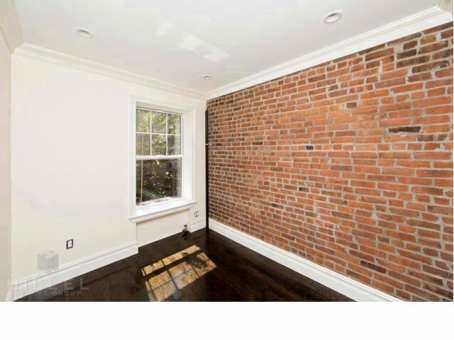 Foto del edificio - 35 W 13th St