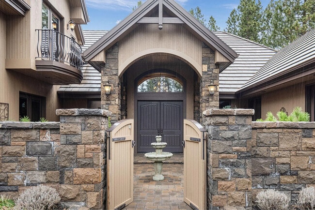 Foto del edificio - 61725 Broken Top Dr