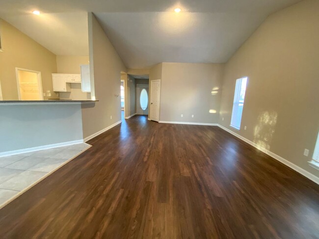 Foto del edificio - 3 bedroom 2 bath house in Southaven