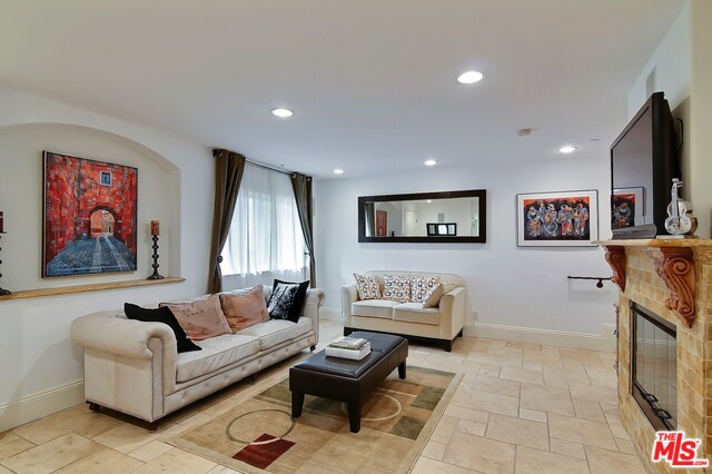 Building Photo - 16123 Sunset Blvd