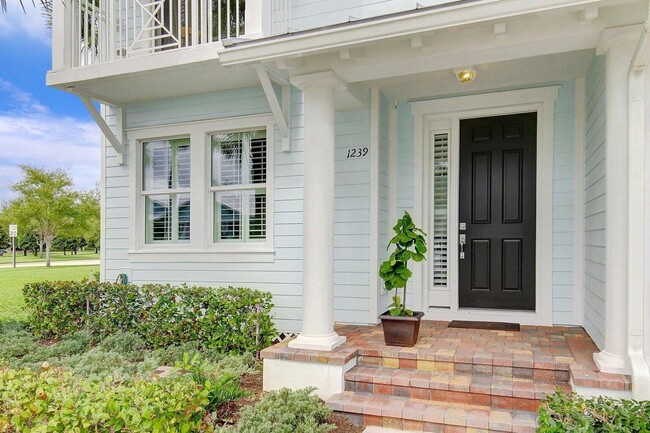 Foto del edificio - 1239 Community Dr