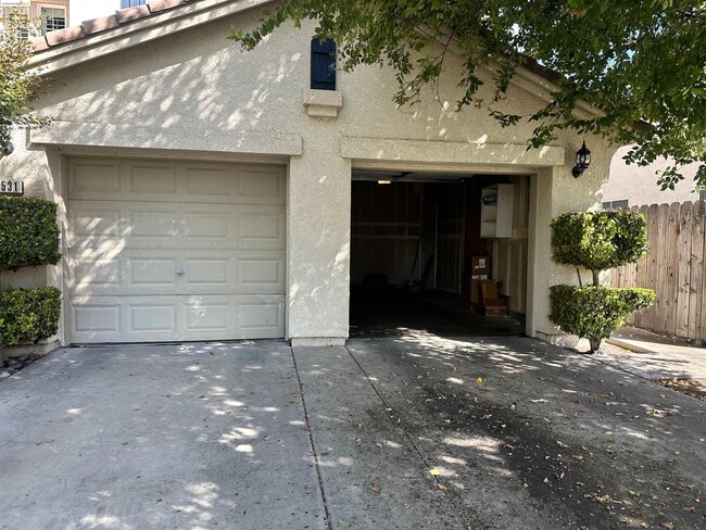 Building Photo - 1531 Siemering Way