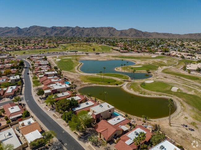 The Lakes at Ahwatukee offers an enjoyable challenge for seasoned players and beginners alike.