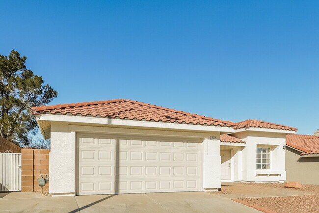 Foto del edificio - 722 Cozy Canyon Dr