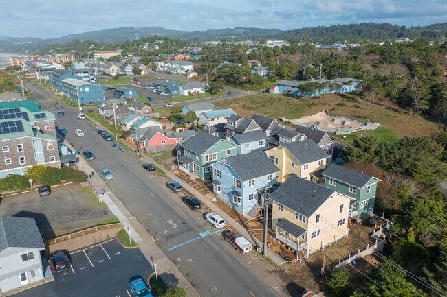 Foto del edificio - 654 NW Coast St