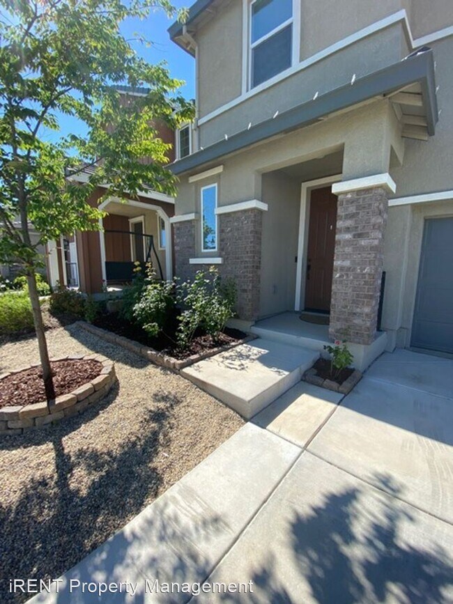 Foto del edificio - 4 br, 2.5 bath House - 1416 Cheetah St