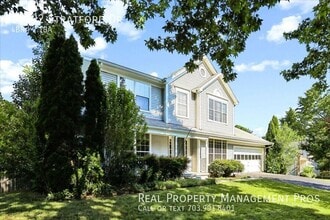 Building Photo - 14692 Stratford Dr