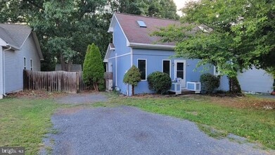 Building Photo - 115 Deer Hill Ct