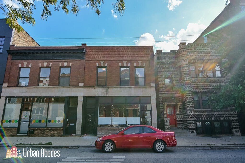 Primary Photo - 1921 W Belmont Ave