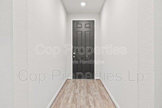 Building Photo - 11627 Troubadour Trl