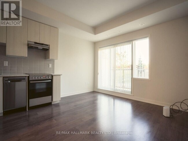 Building Photo - 20 Orchid Pl Dr