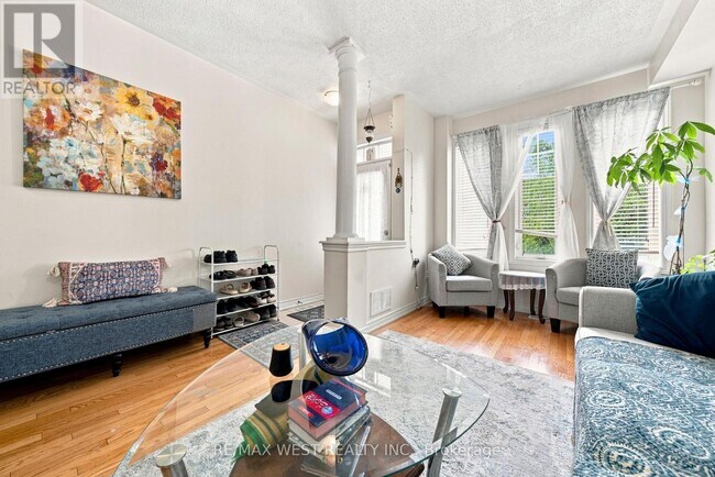 Building Photo - 35 Sky Harbour Dr