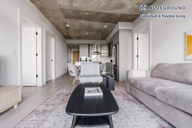 Foto del edificio - 3030 Potomac Ave