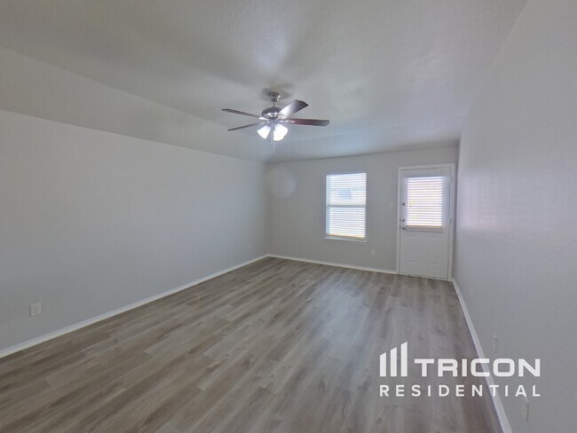 Building Photo - 1220 Koto Wood Dr