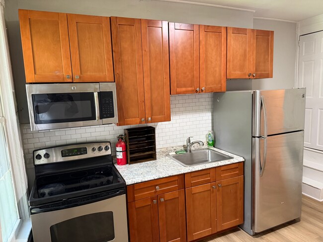 Foto del edificio - Cozy 1 Bedroom Studio Apartment in Charles Village Community